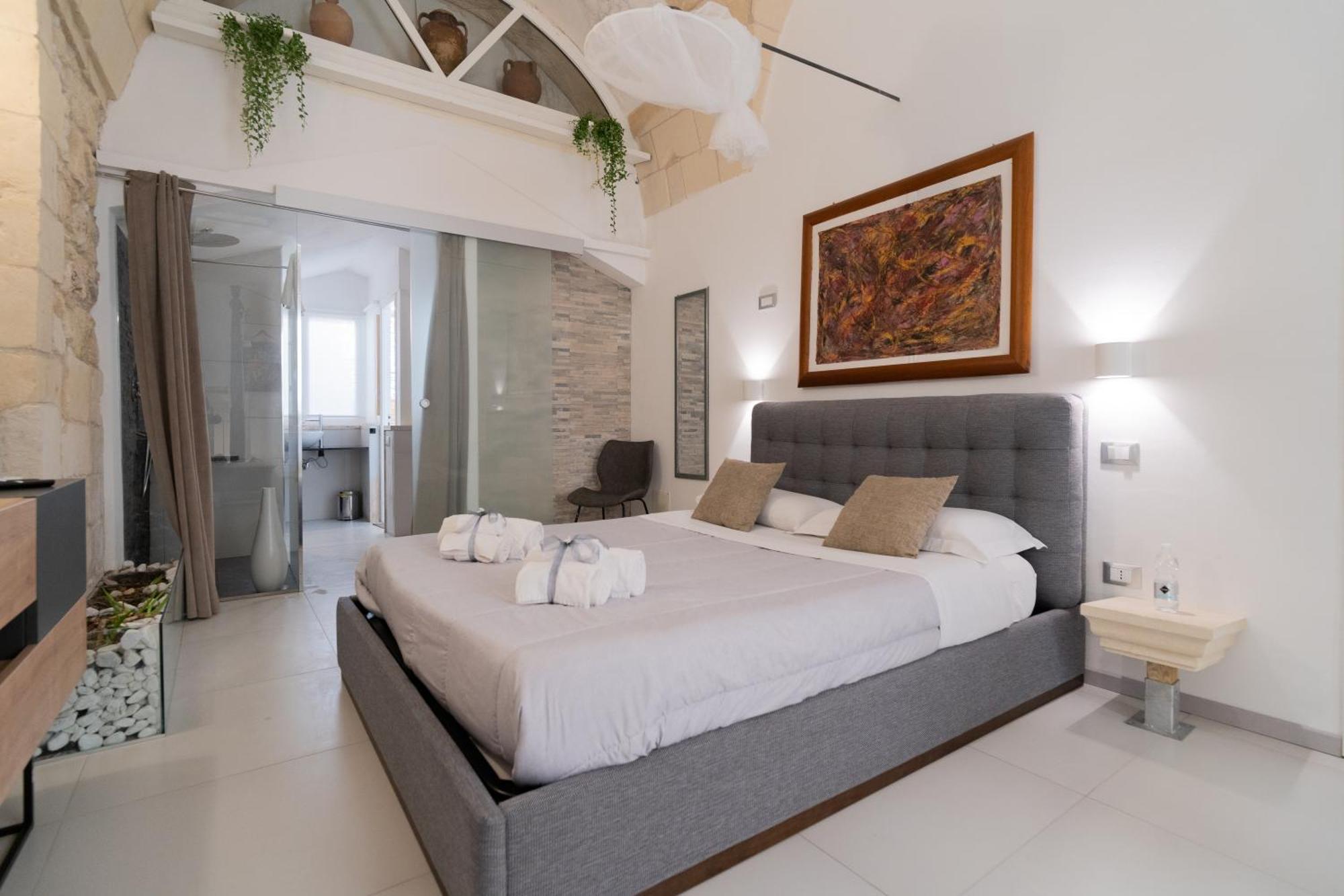 Dimora Barocca Luxury Suites เลชเช ภายนอก รูปภาพ