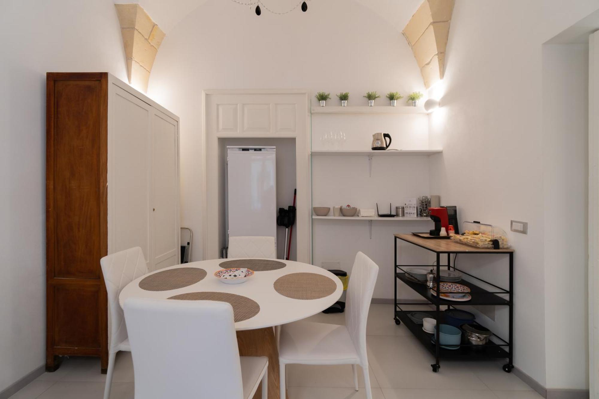 Dimora Barocca Luxury Suites เลชเช ภายนอก รูปภาพ