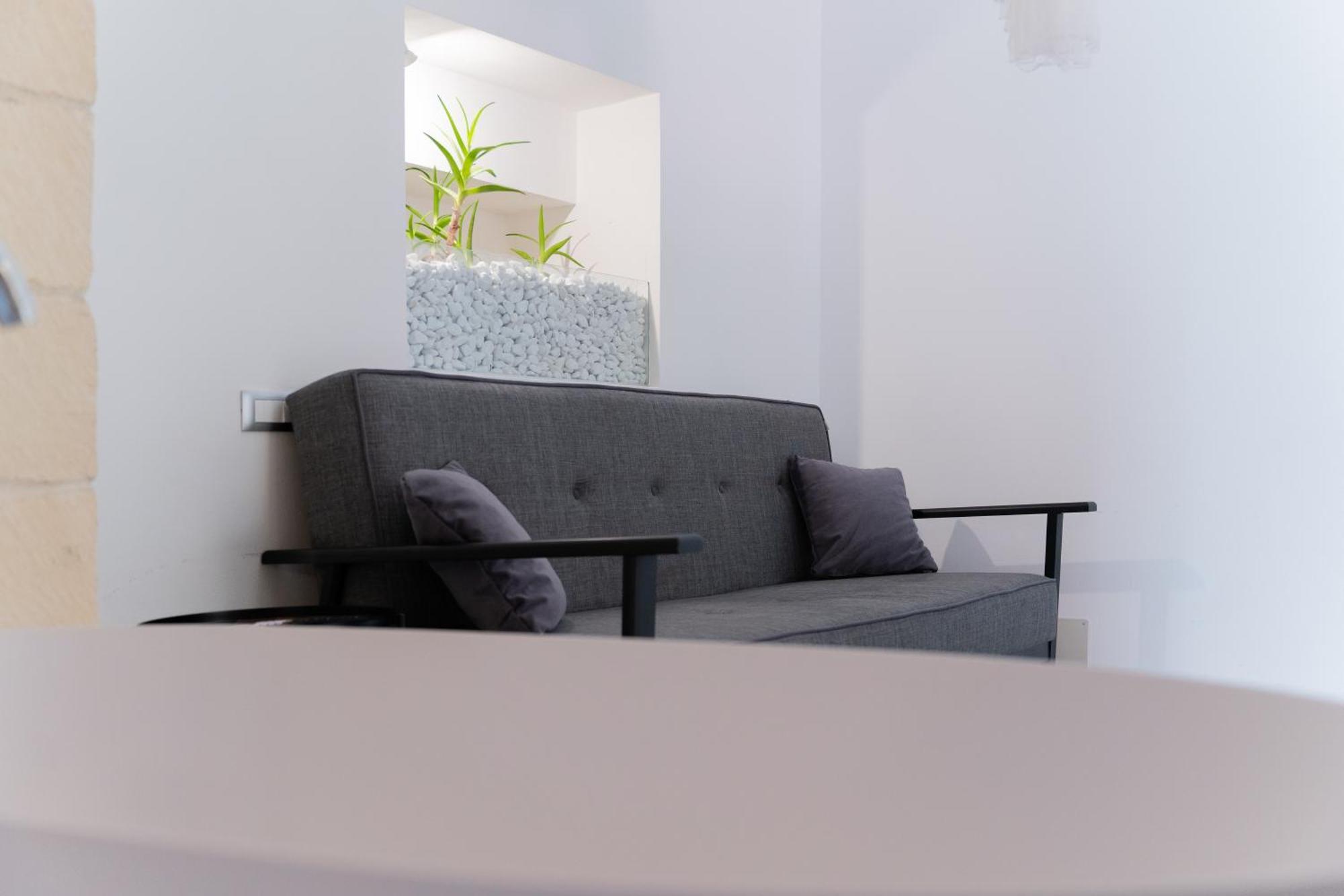 Dimora Barocca Luxury Suites เลชเช ภายนอก รูปภาพ