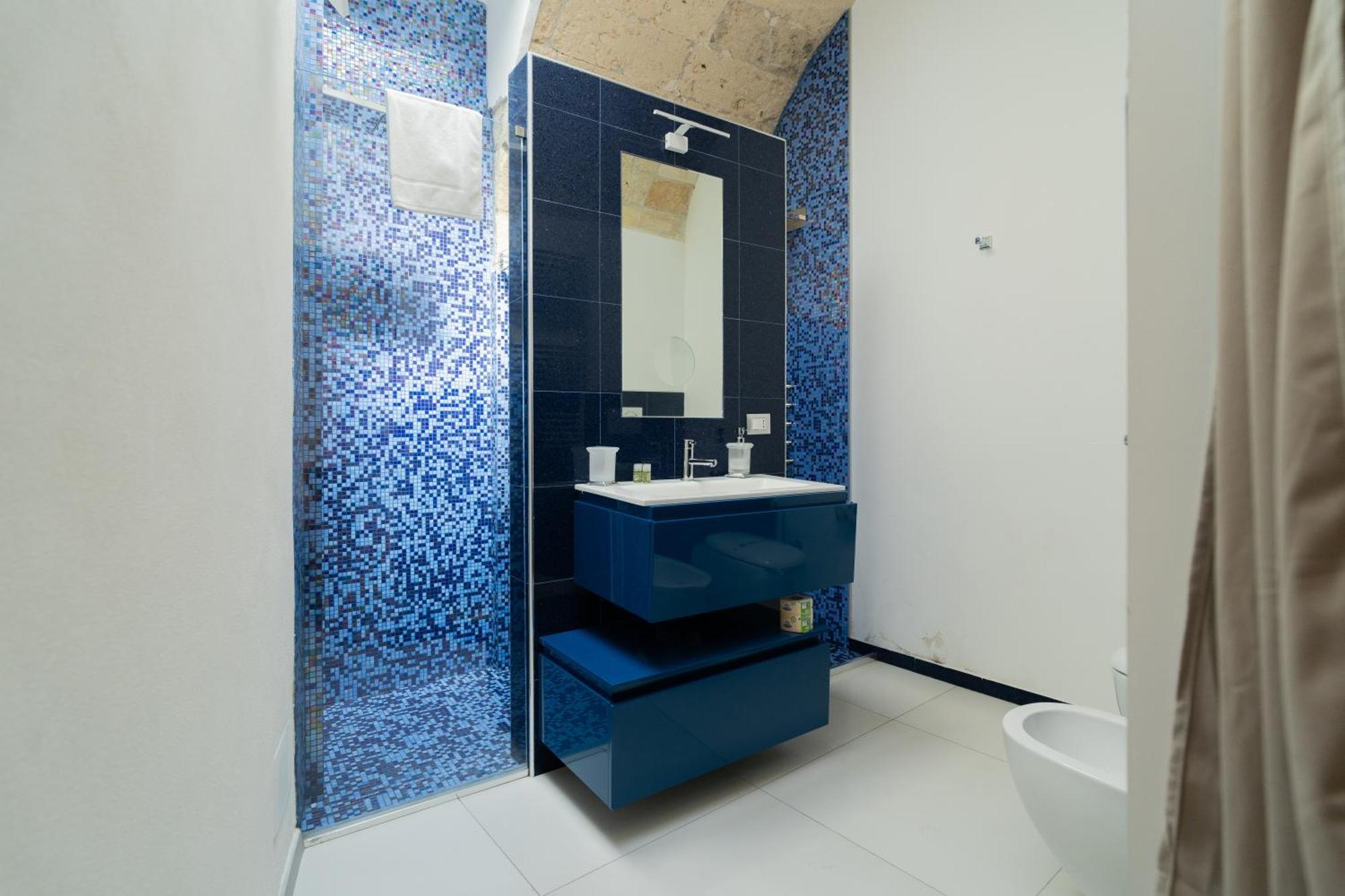 Dimora Barocca Luxury Suites เลชเช ภายนอก รูปภาพ
